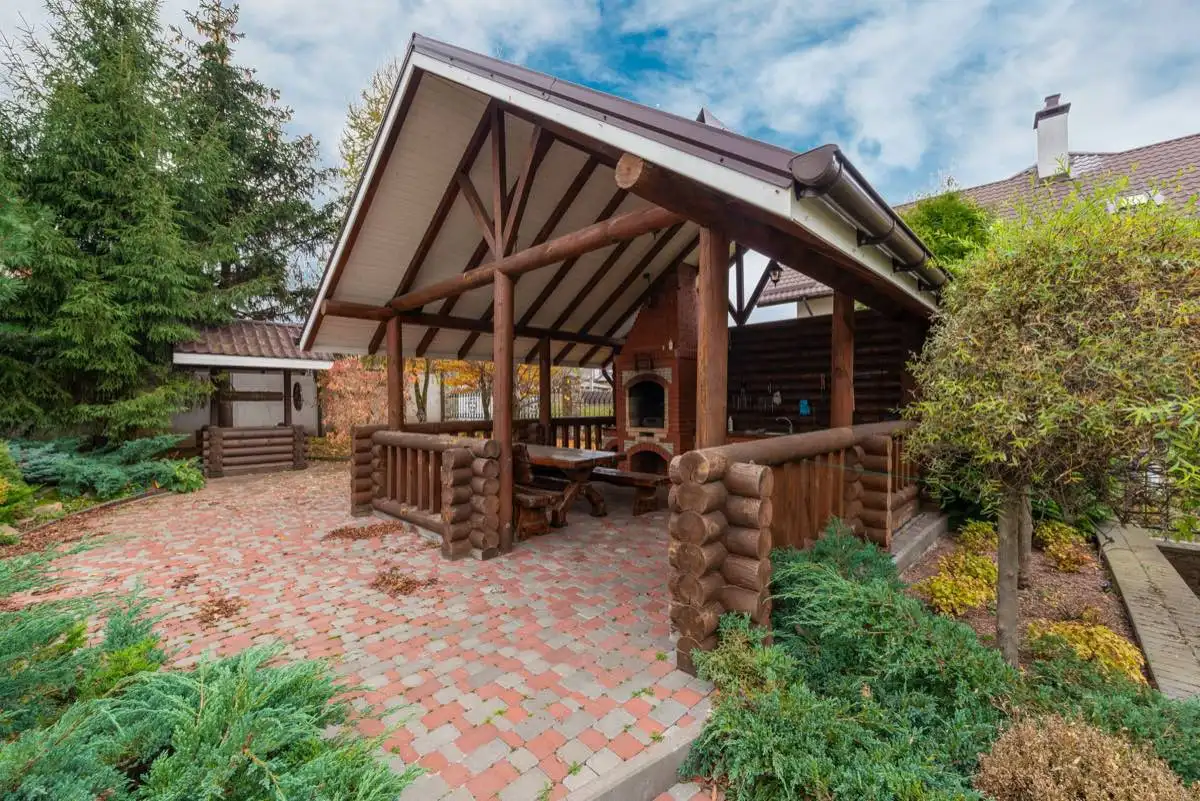 Screened Porches & Screen Rooms in Richardson, TX